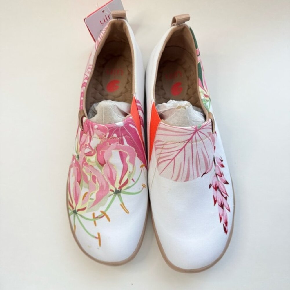 Womens Size 10 UIN Slip On Shoes Canvas Comfortable Loafers Tropical Blossom